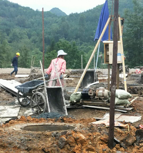 小草坝天麻国际交易中心9